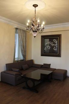 Apartments in novostryke on severnm ques, Yerevan - apartment by the day